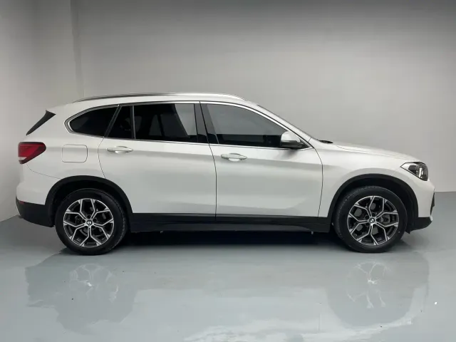 BMW BMW X1 2021 sDrive25Li Leading — Фото автомобиля 4