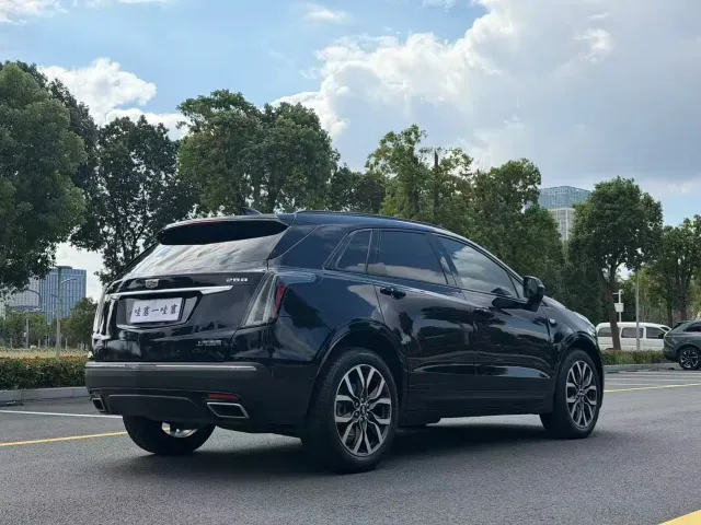 Cadillac XT5 — Фото автомобиля 4