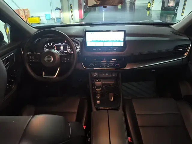 Nissan X-Trail — Фото автомобиля 9