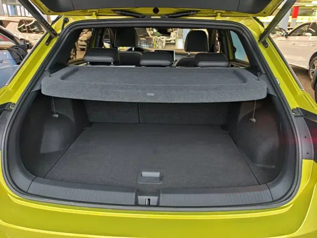 Volkswagen T-Roc — Фото автомобиля 18
