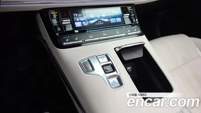 Hyundai Grandeur — Фото автомобиля 9