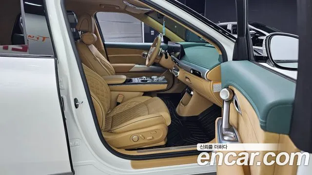 Genesis GV60 — Фото автомобиля 23