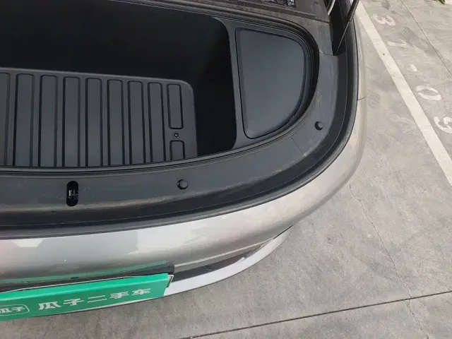 Li Auto i6 — Фото автомобиля 21