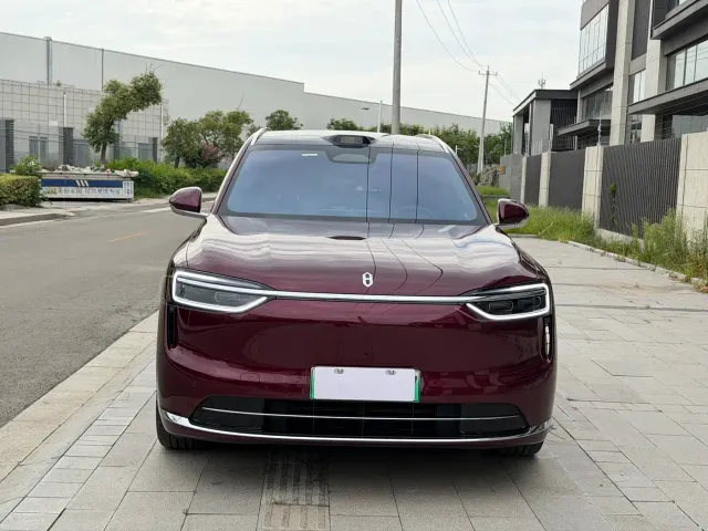 Aito M7 — Фото автомобиля 2