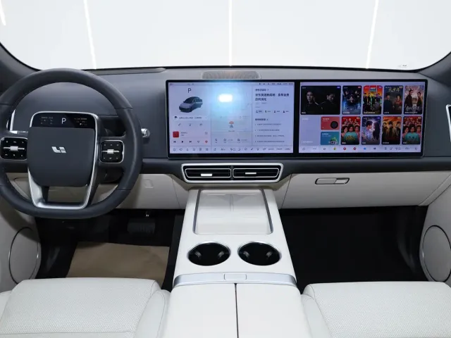 Li Auto L7 — Фото автомобиля 20
