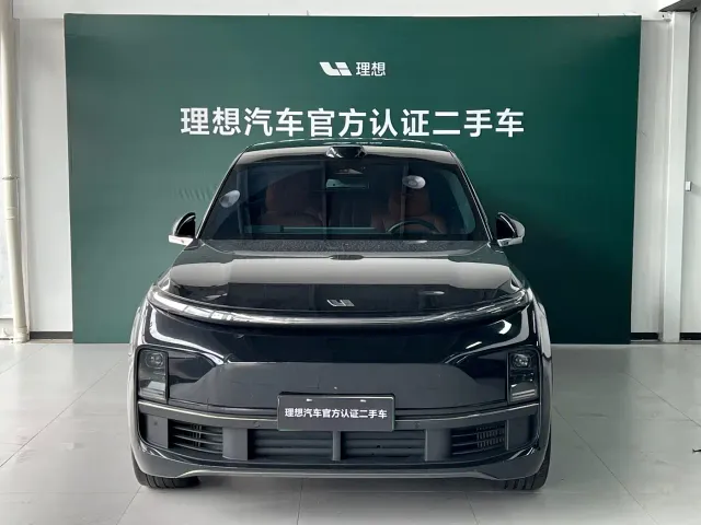 Li Auto L9 — Фото автомобиля 2