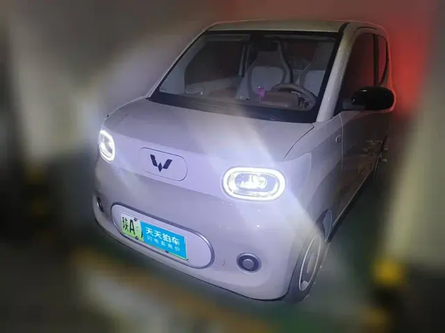 Фотография автомобиля — Wuling Hongguang Mini EV