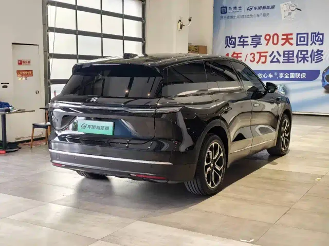 Nio ES8 — Фото автомобиля 7