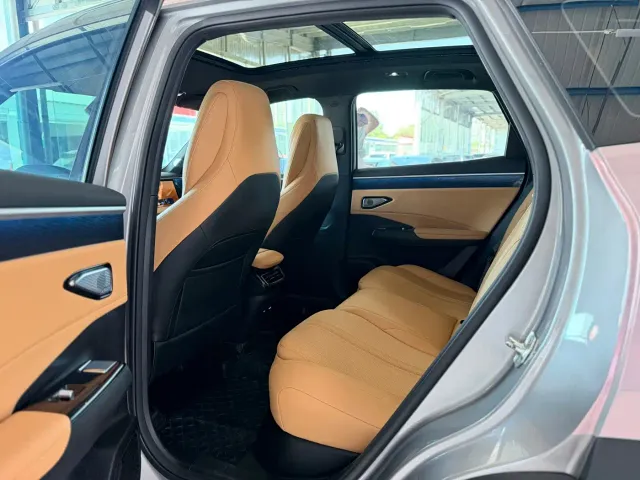 Geely Galaxy L7 — Фото автомобиля 8