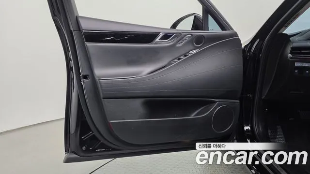 Genesis G80 RG3 — Фото автомобиля 13