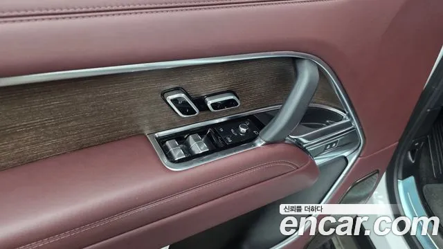 Land Rover Range Rover — Фото автомобиля 26