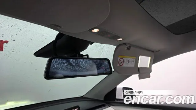 Tesla Model Y — Фото автомобиля 19