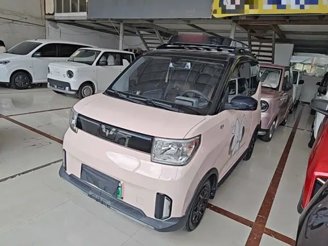 Фотография автомобиля — Wuling Hongguang Mini EV