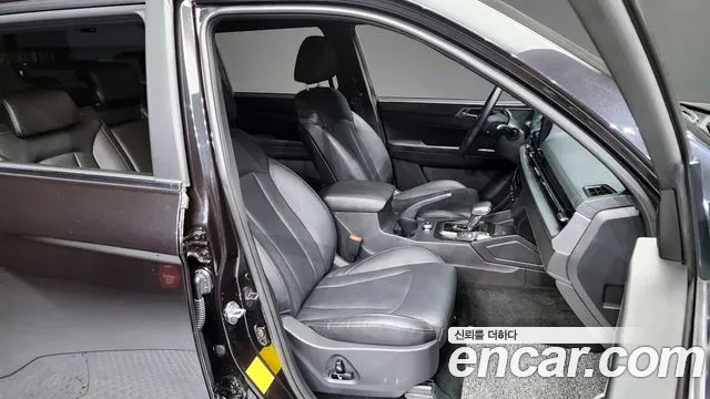 KG_Mobility_Ssangyong Rexton Новый Rexton Sport Дизель 2.2 4WD — Фото автомобиля 11