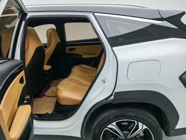 Geely Galaxy L7 — Фото автомобиля 7