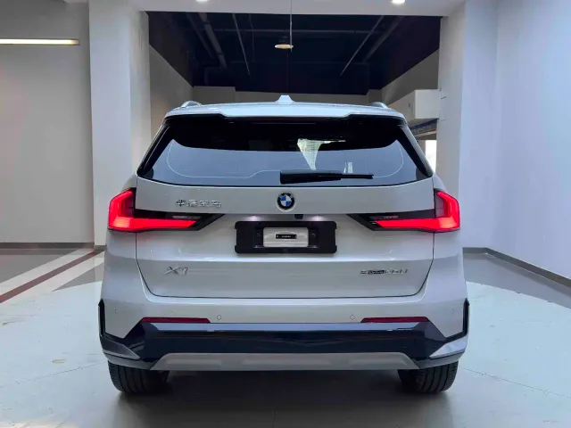 BMW X1 — Фото автомобиля 13