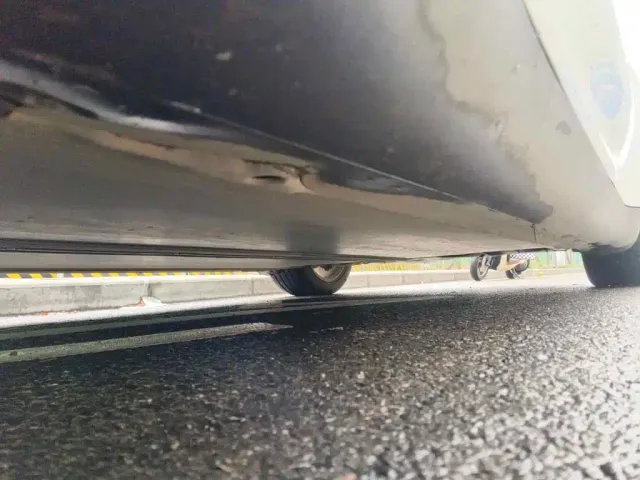 Tesla Model Y — Фото автомобиля 8