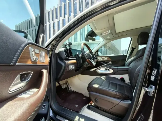 Mercedes-Benz Mercedes-Benz GLS 2021 GLS 450 4MATIC Luxury — Фото автомобиля 4