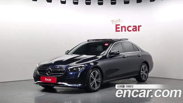 Фотография автомобиля — Mercedes-Benz E-Class