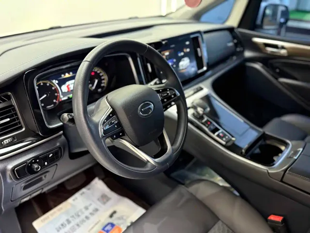 GAC Trumpchi M8 — Фото автомобиля 12