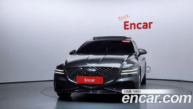 Genesis G80 Бензин 3.5 турбо AWD — Фото автомобиля 2
