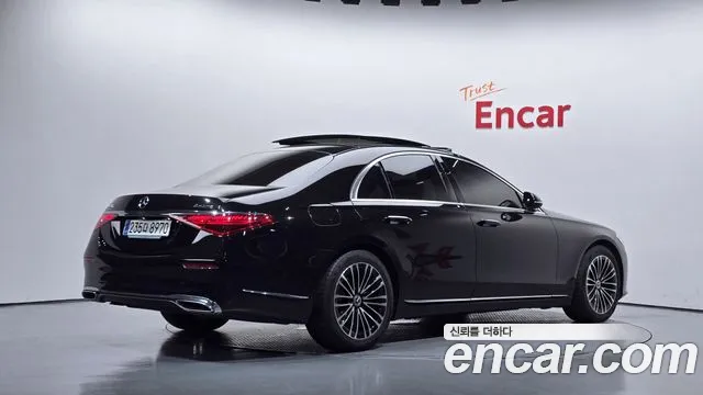 Mercedes-Benz S-Class — Фото автомобиля 2