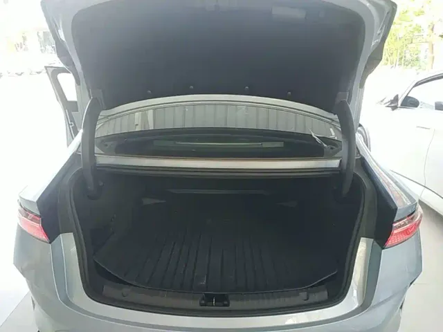 BYD Seal 2022 550km Standard Range RWD Premium — Фото автомобиля 14