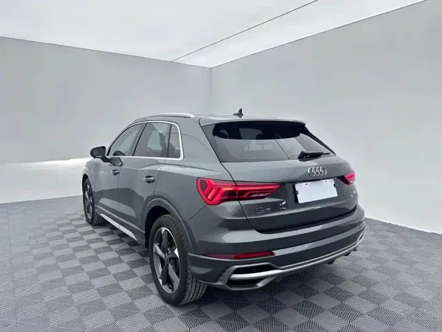Audi Q3 — Фото автомобиля 4