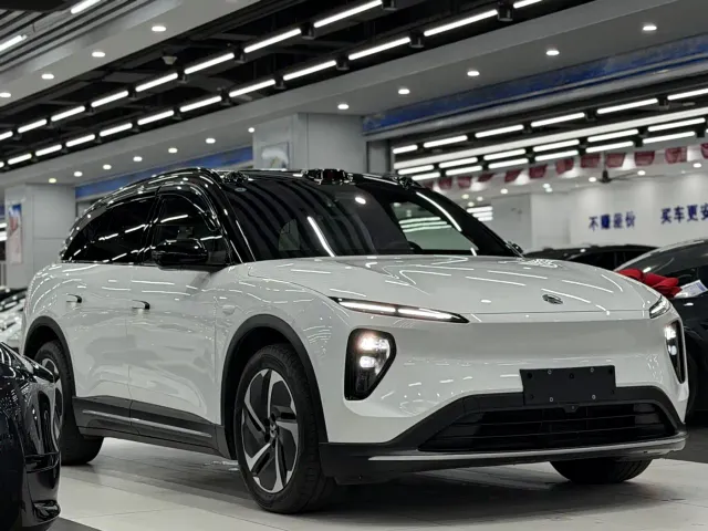 Nio ES6 — Фото автомобиля 3