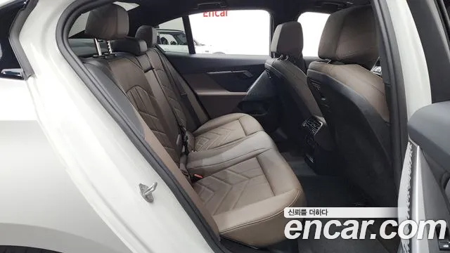 BMW 5 Series G60 — Фото автомобиля 17