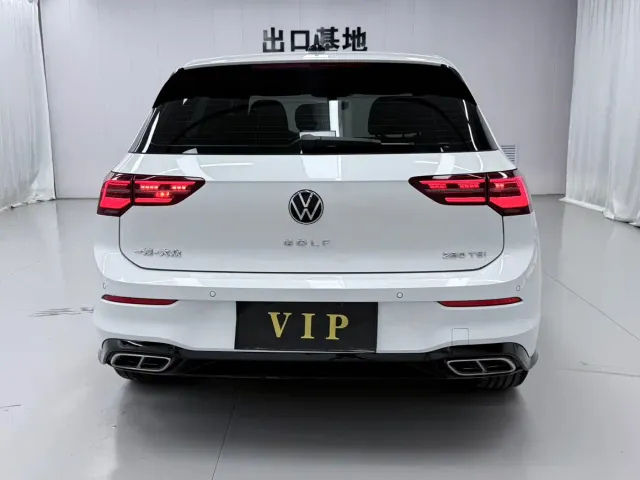 Volkswagen Golf — Фото автомобиля 5