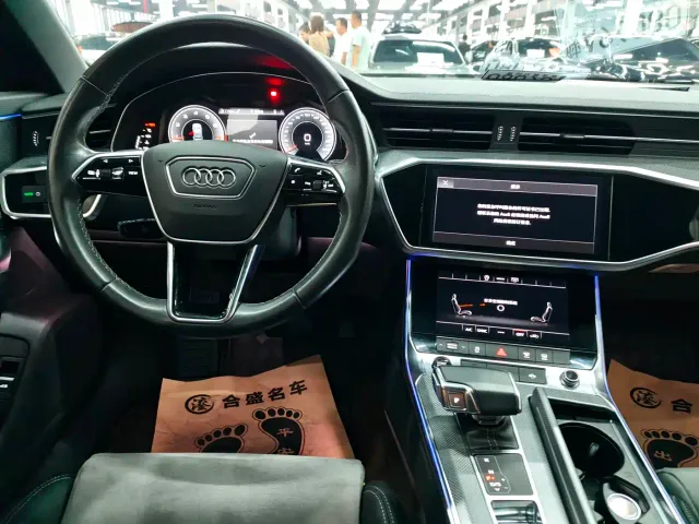 Audi A6L — Фото автомобиля 12