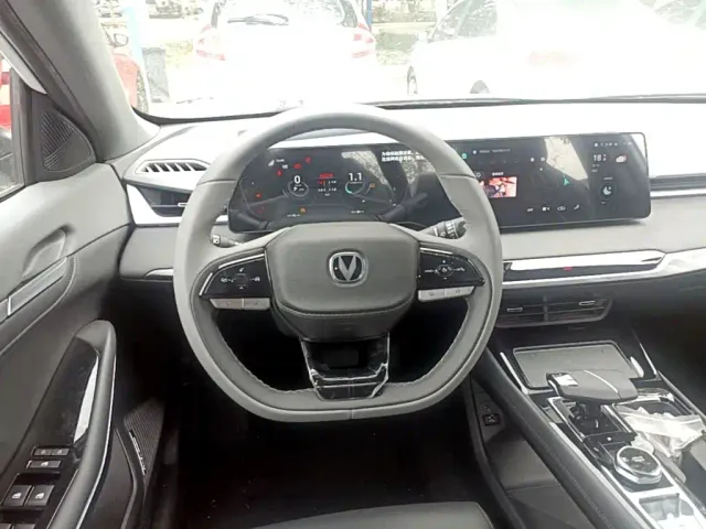 Changan Raeton Plus — Фото автомобиля 6