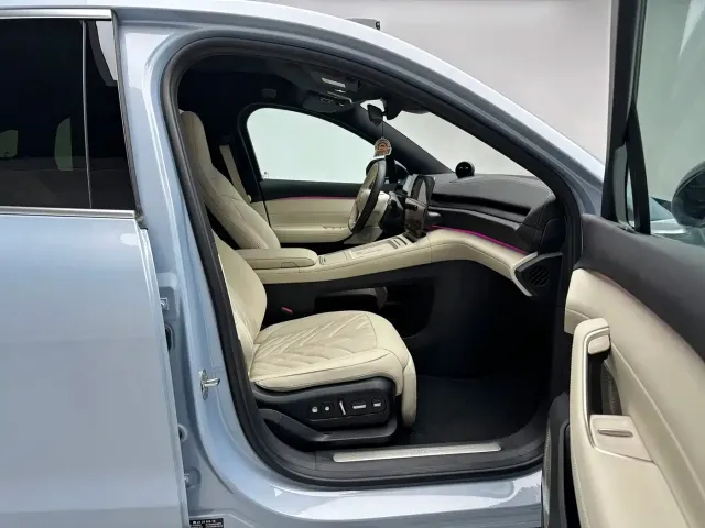 Nio EC6 — Фото автомобиля 11