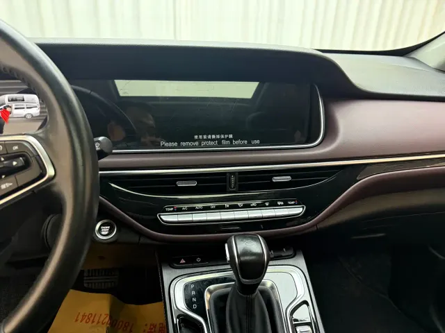 GAC Trumpchi M6 — Фото автомобиля 9