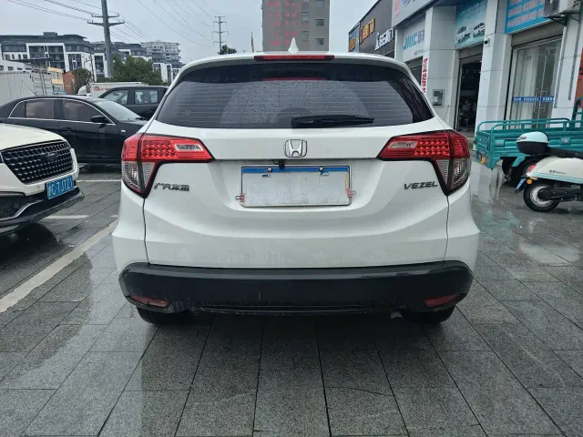 Honda Vezel — Фото автомобиля 4