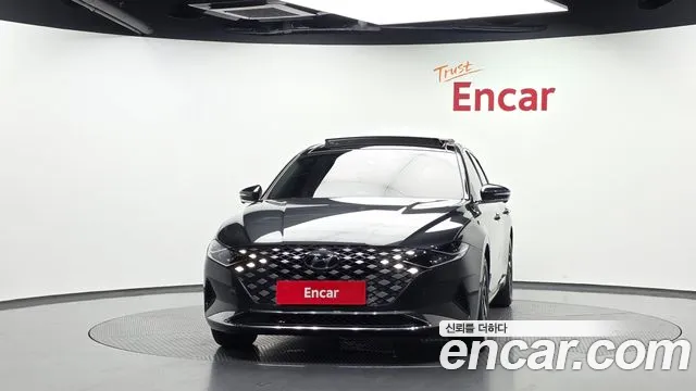 Hyundai Grandeur Grandeur (New) Hybrid — Фото автомобиля 3