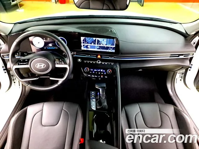 Hyundai AVANTE Новый Avante (CN7) — Фото автомобиля 7