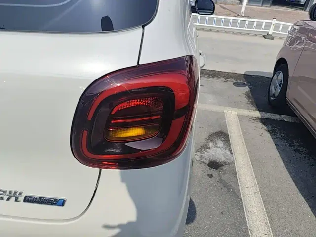 Wuling Hongguang Mini EV — Фото автомобиля 7