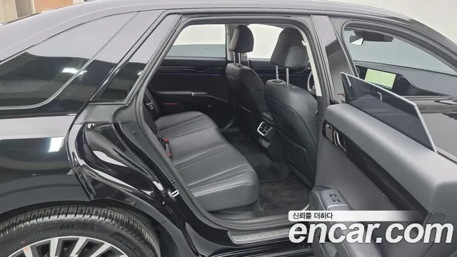Hyundai Grandeur GN7 — Фото автомобиля 11