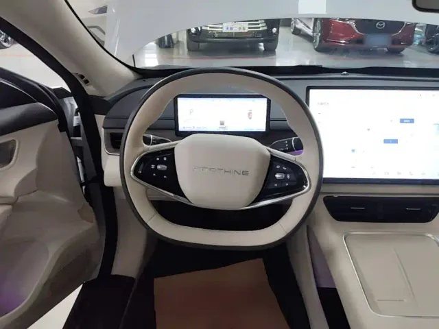 Forthing Xinghai S7 — Фото автомобиля 10