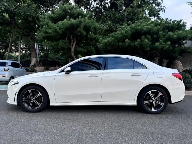 Mercedes-Benz Mercedes-Benz A-Class 2022 A 200 L Sport Sedan Style — Фото автомобиля 15