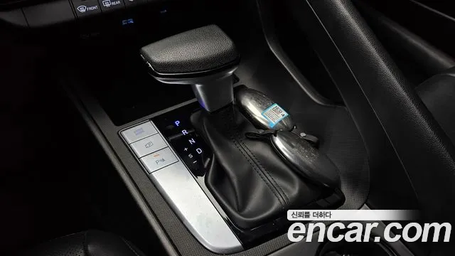 Hyundai Avante CN7 — Фото автомобиля 12