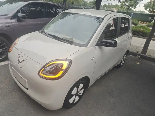 Фотография автомобиля — Wuling Hongguang Mini EV