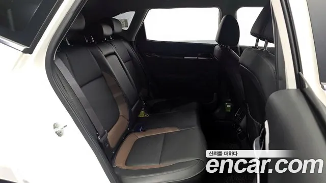 Kia Seltos — Фото автомобиля 11