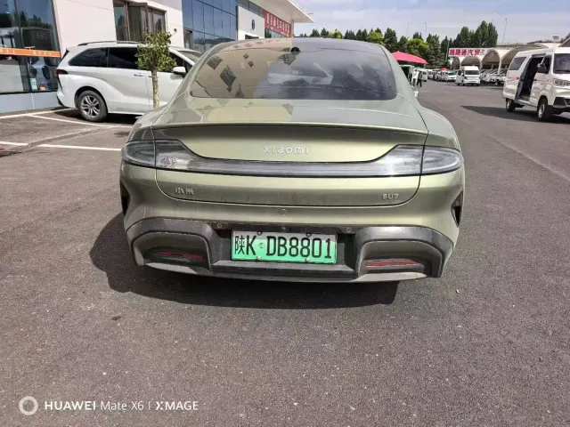 Xiaomi SU7 — Фото автомобиля 8