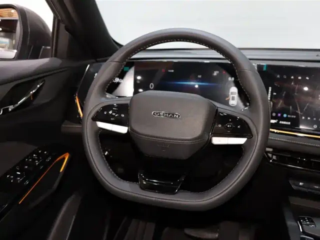 Changan X5 Plus — Фото автомобиля 13