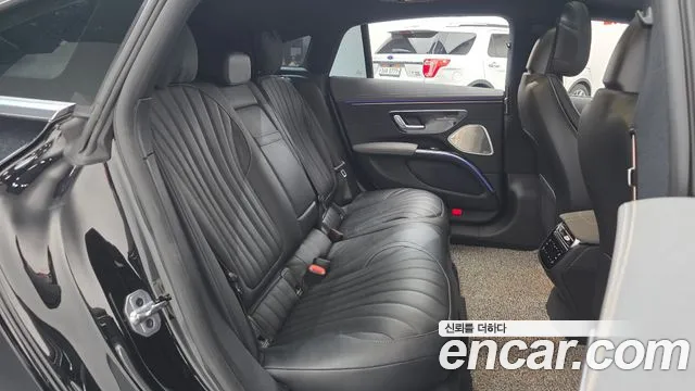 Mercedes-Benz EQS — Фото автомобиля 9