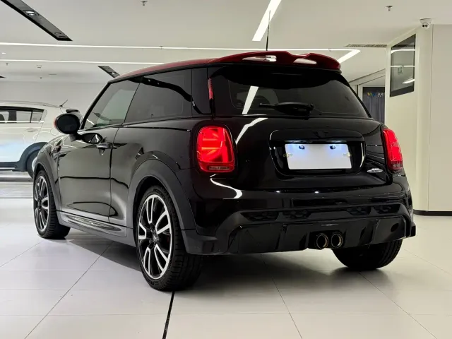 MINI John Cooper Works — Фото автомобиля 5