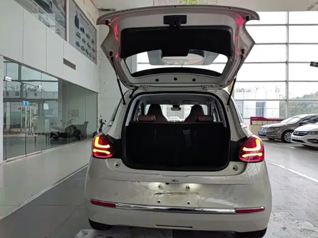Wuling Bingo — Фото автомобиля 18